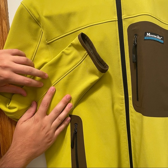 Moosejaw unisex softshell hooded jacket - Picture 3 of 10